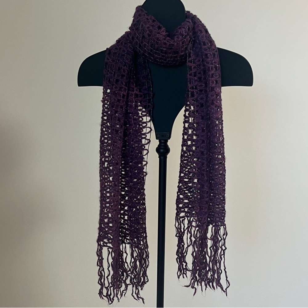 Elegant Purple Knit Scarf